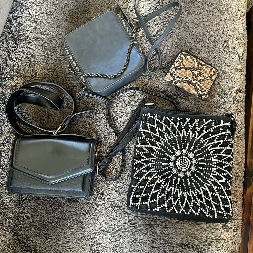 Crossbody bundle